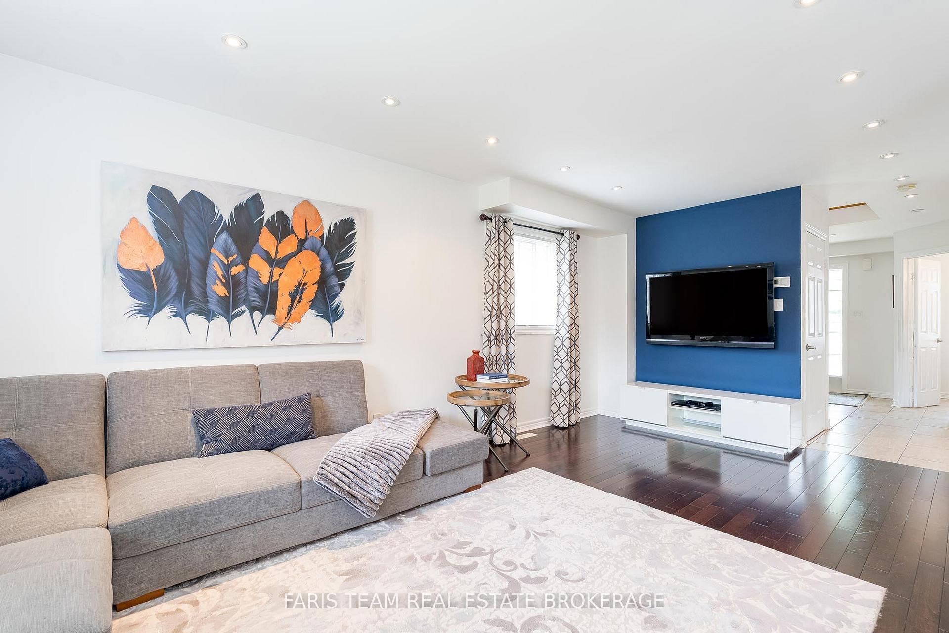 Photo 12 of 123 Holly Meadow Road, Barrie, Holly — HOMEH