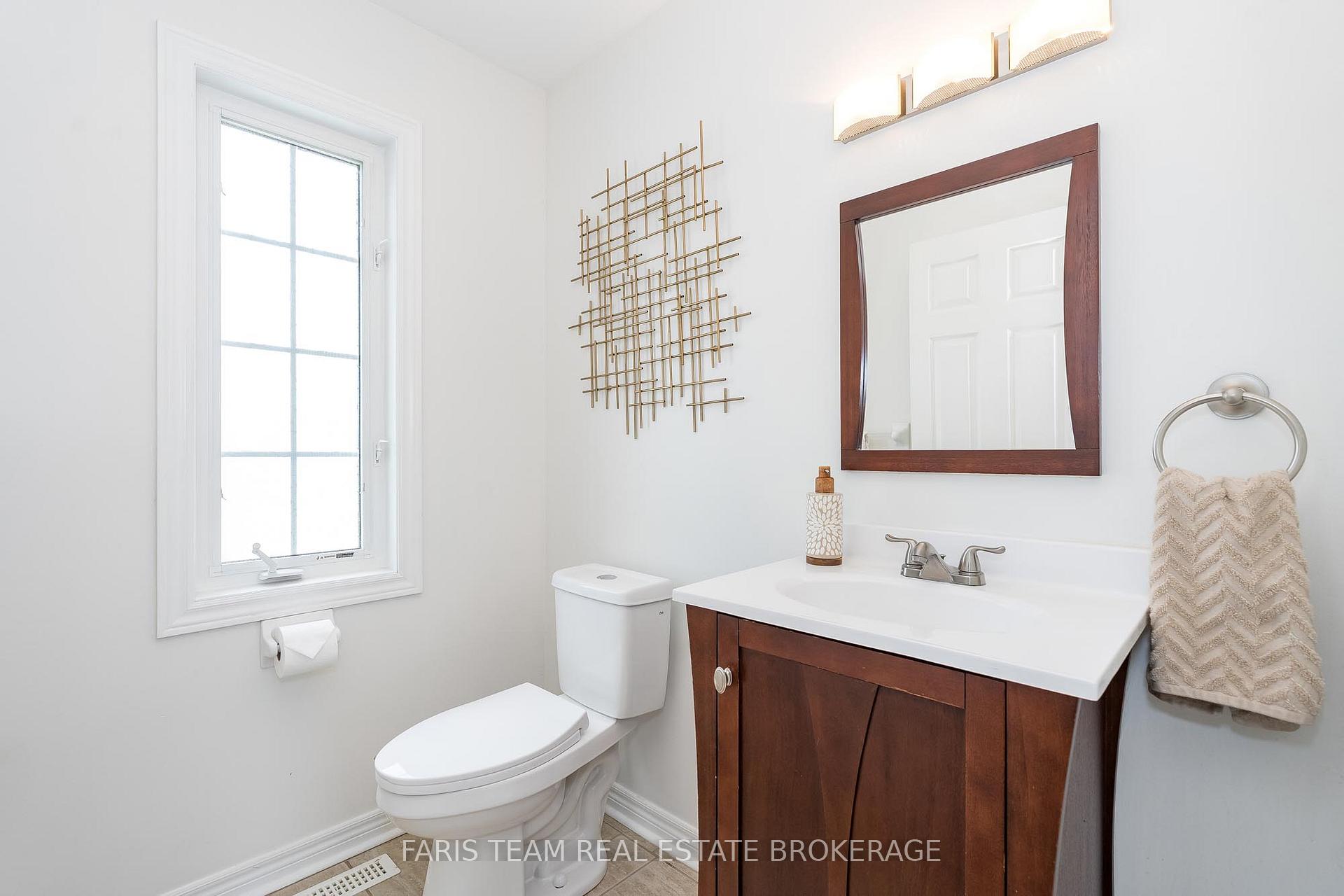 Photo 6 of 123 Holly Meadow Road, Barrie, Holly — HOMEH
