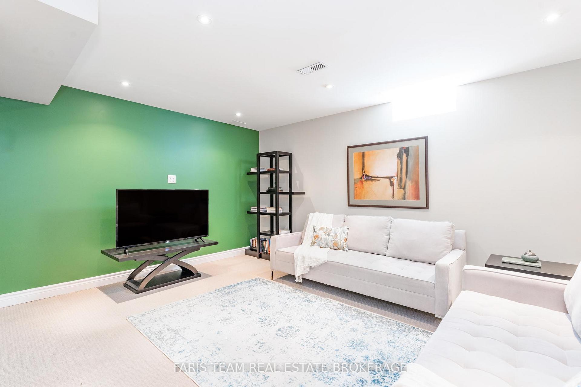 Photo 16 of 123 Holly Meadow Road, Barrie, Holly — HOMEH