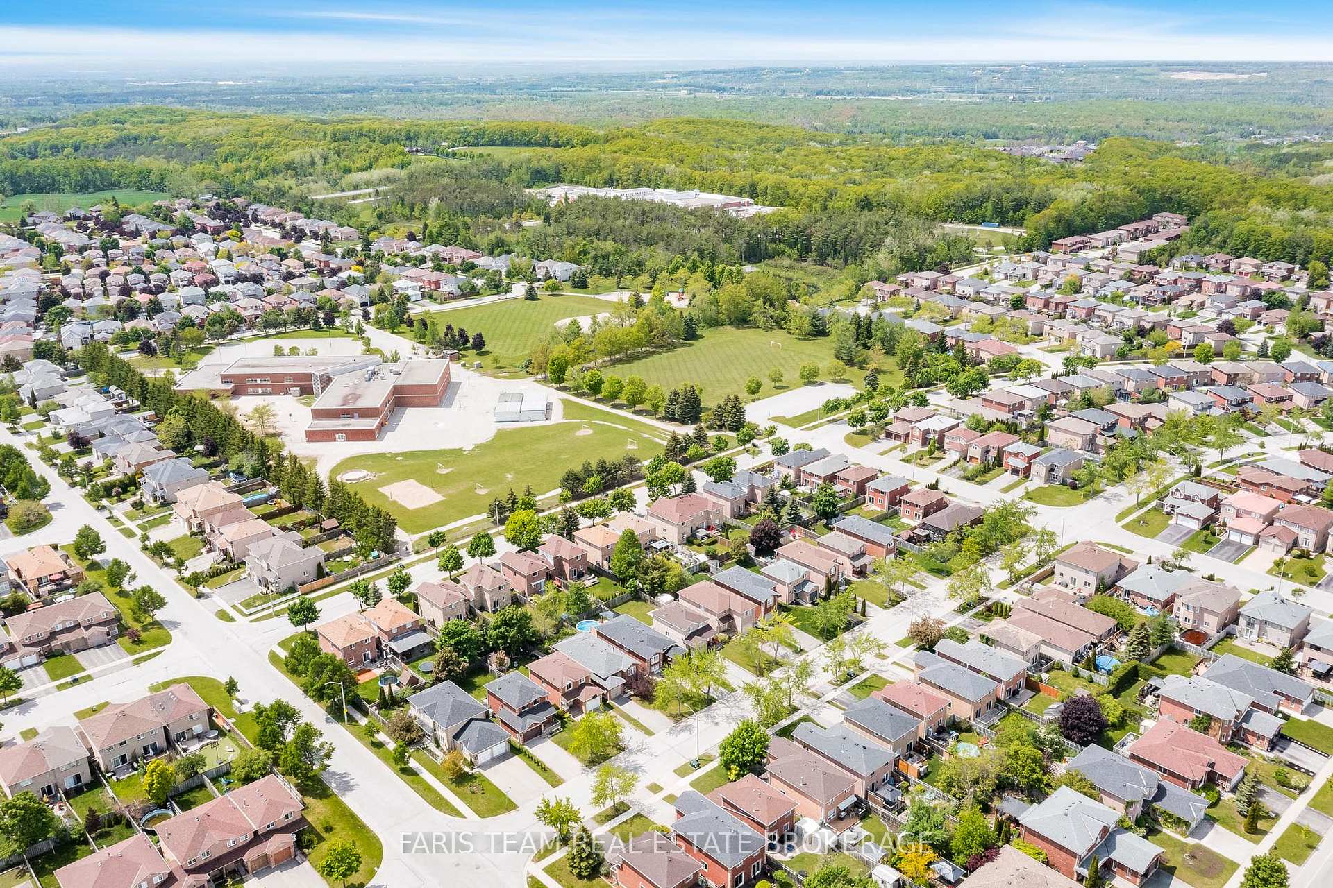 Photo 23 of 123 Holly Meadow Road, Barrie, Holly — HOMEH
