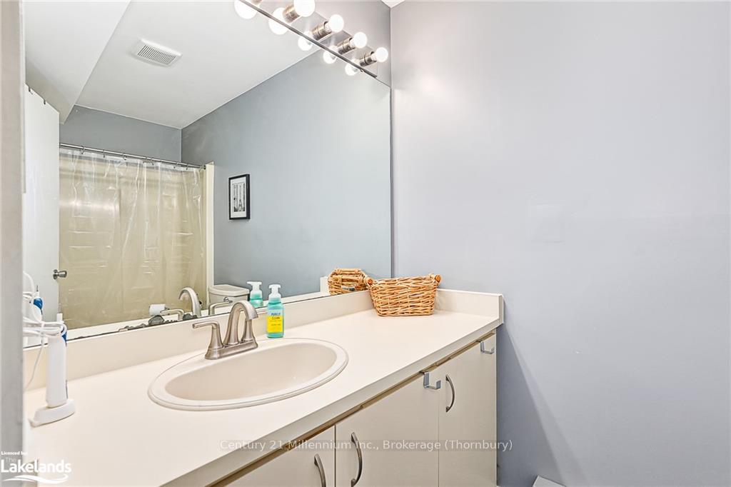 Photo 28 of Unit 11, 442 Oxbow Crescent, Collingwood — HOMEH