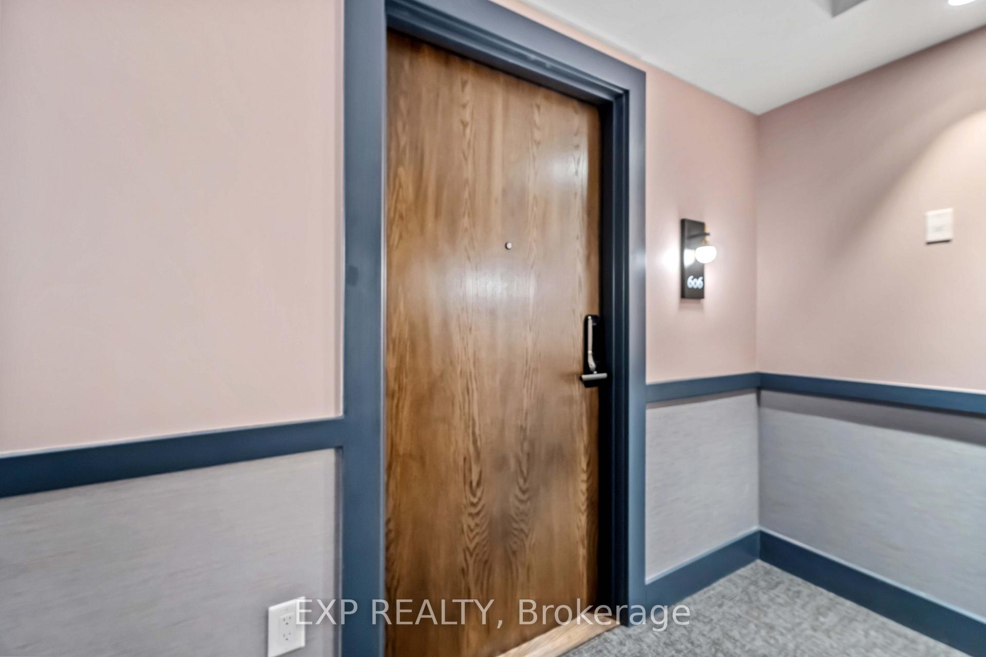 Photo 4 of Unit 606, 2782 Barton Street E, Hamilton, Riverdale — HOMEH