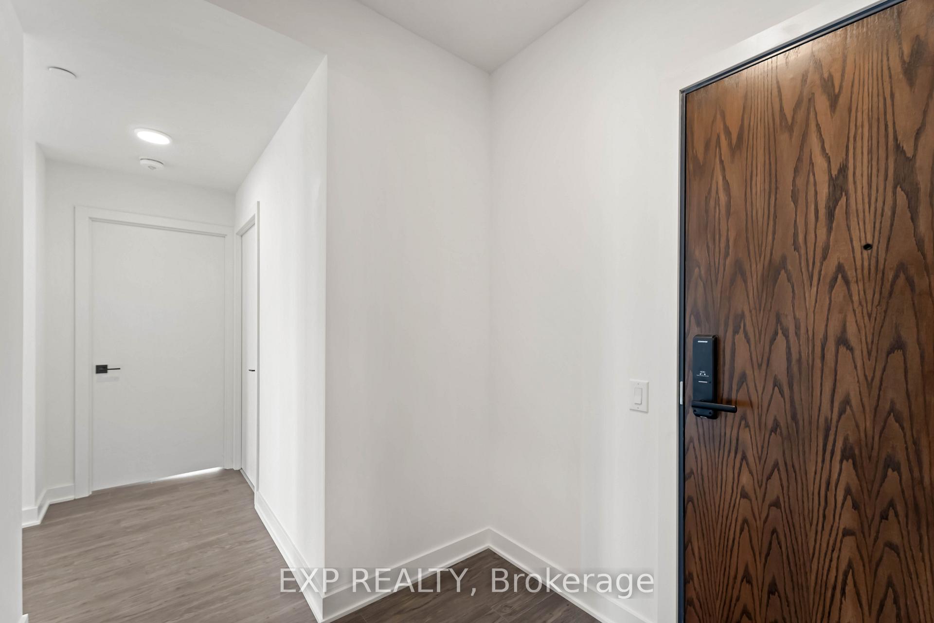 Photo 6 of Unit 606, 2782 Barton Street E, Hamilton, Riverdale — HOMEH