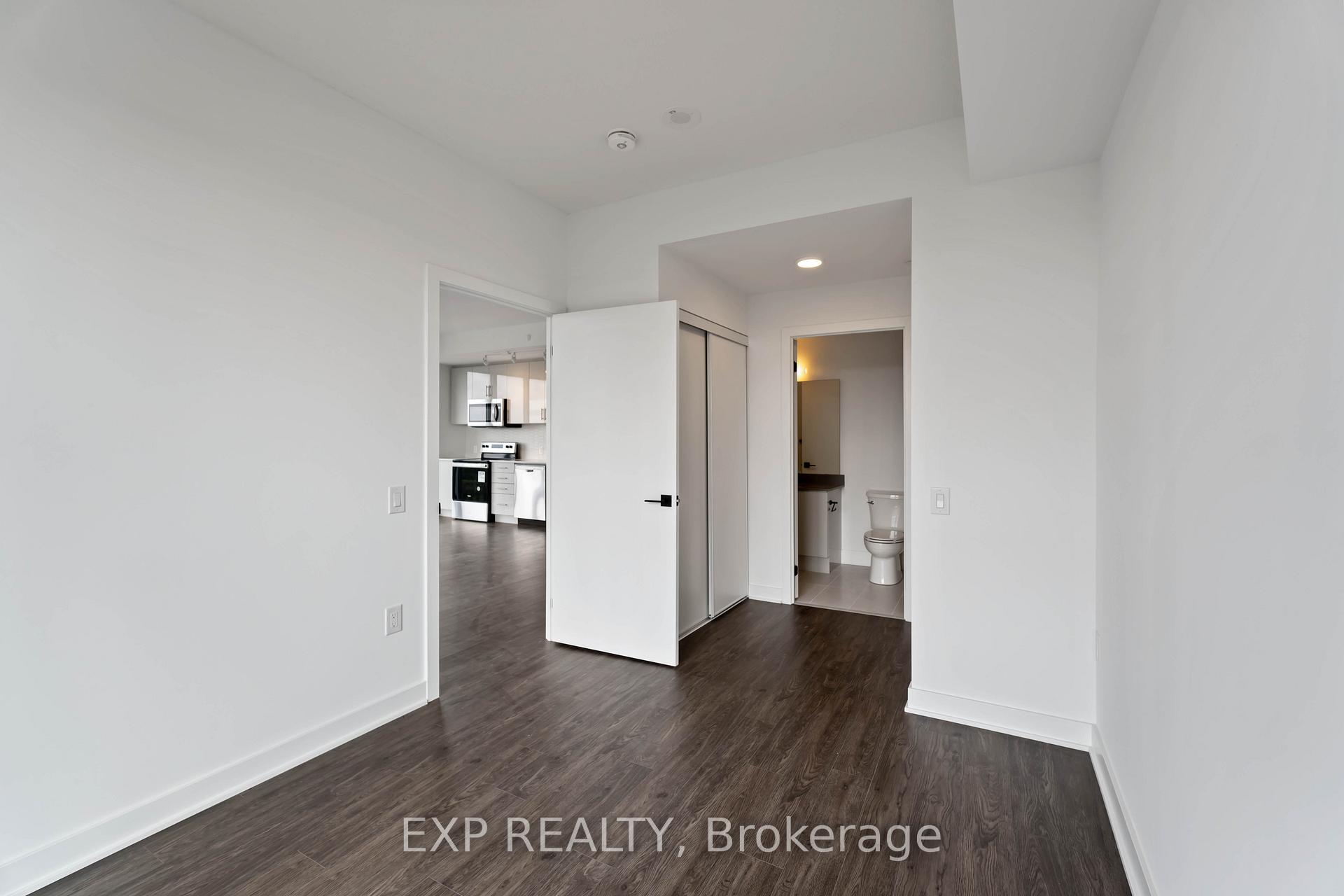 Photo 11 of Unit 606, 2782 Barton Street E, Hamilton, Riverdale — HOMEH