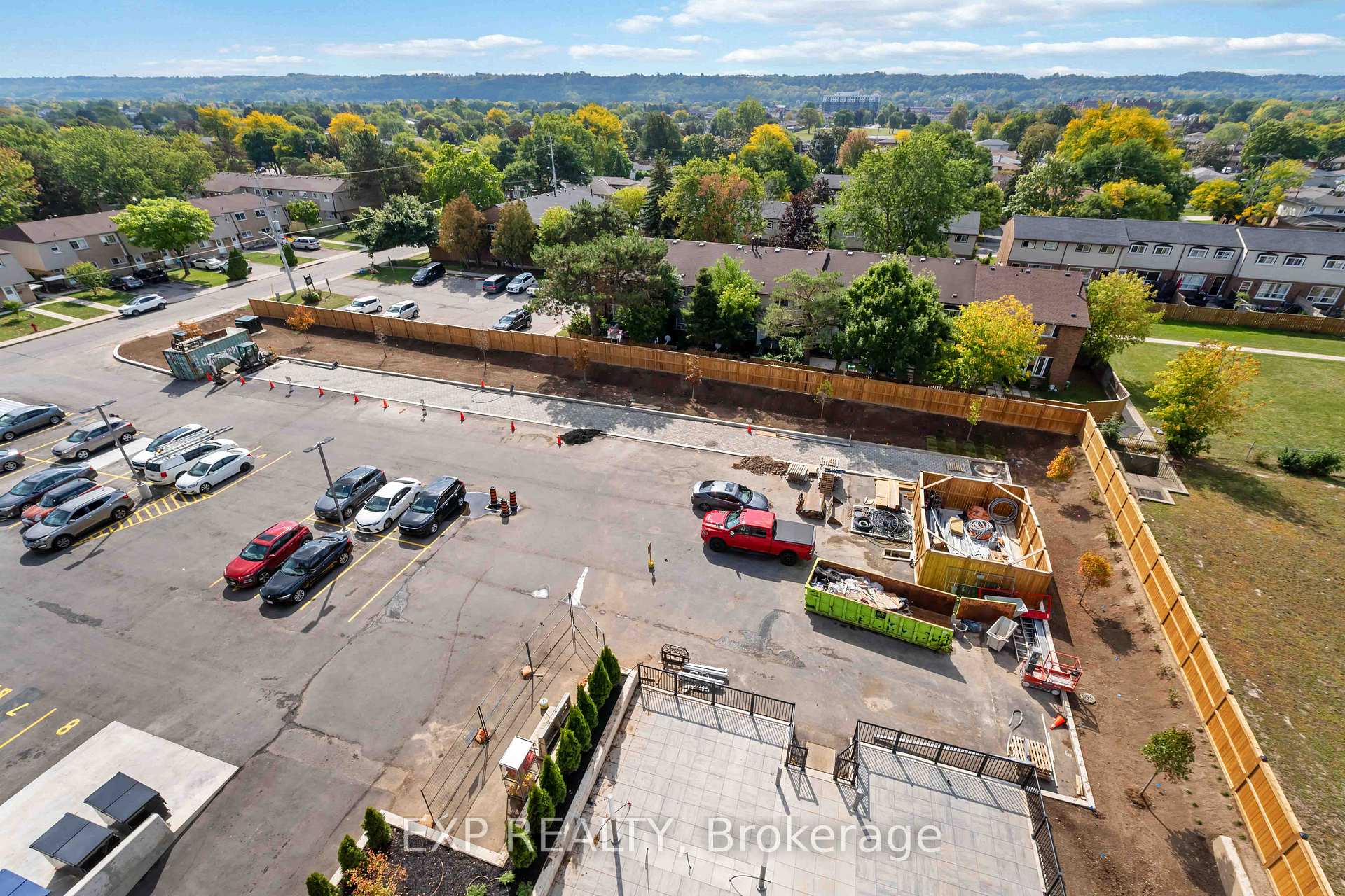 Photo 25 of Unit 606, 2782 Barton Street E, Hamilton, Riverdale — HOMEH