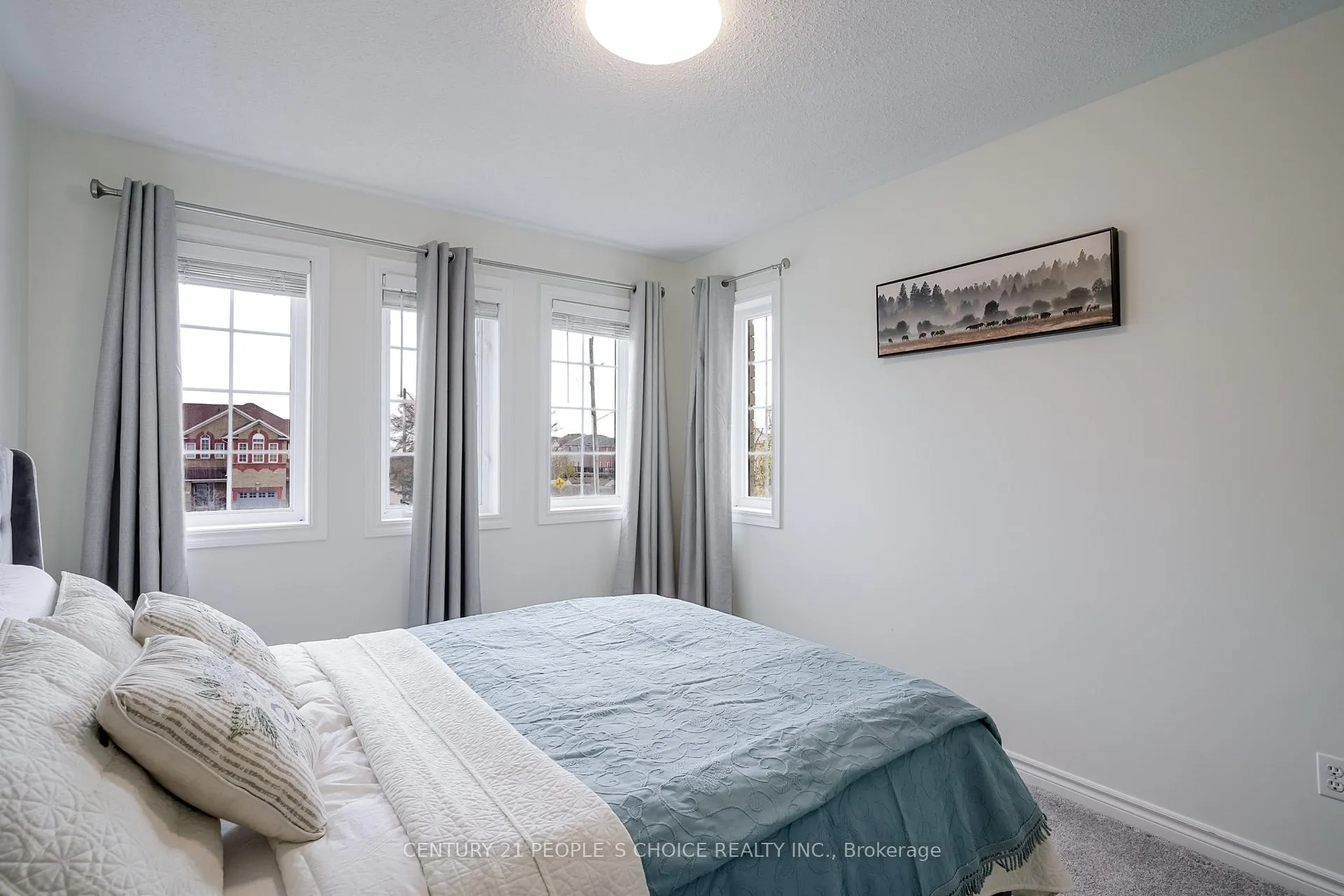 Photo 20 of 38 Taft Place, Clarington, Bowmanville — HOMEH