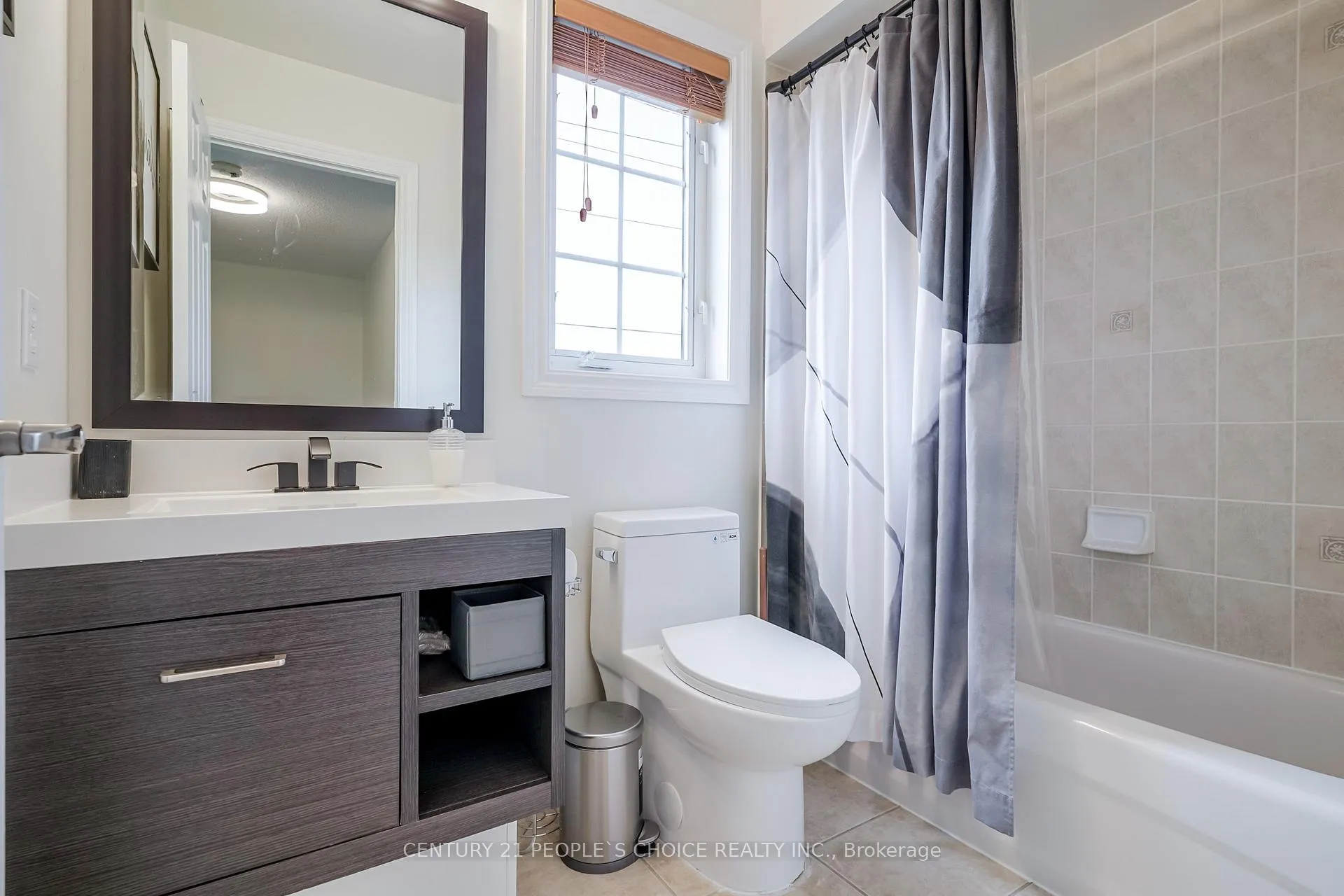 Photo 23 of 38 Taft Place, Clarington, Bowmanville — HOMEH