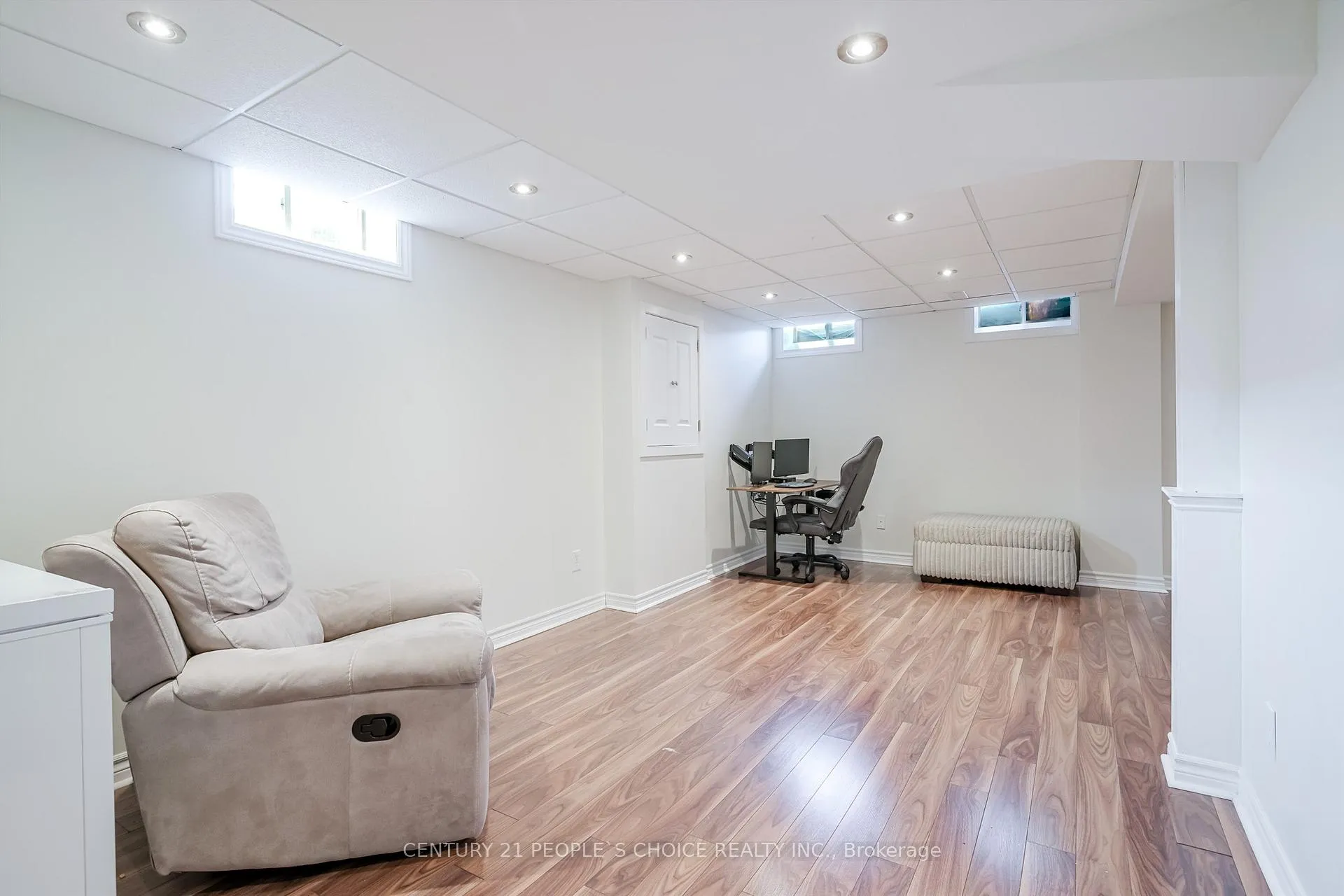 Photo 33 of 38 Taft Place, Clarington, Bowmanville — HOMEH