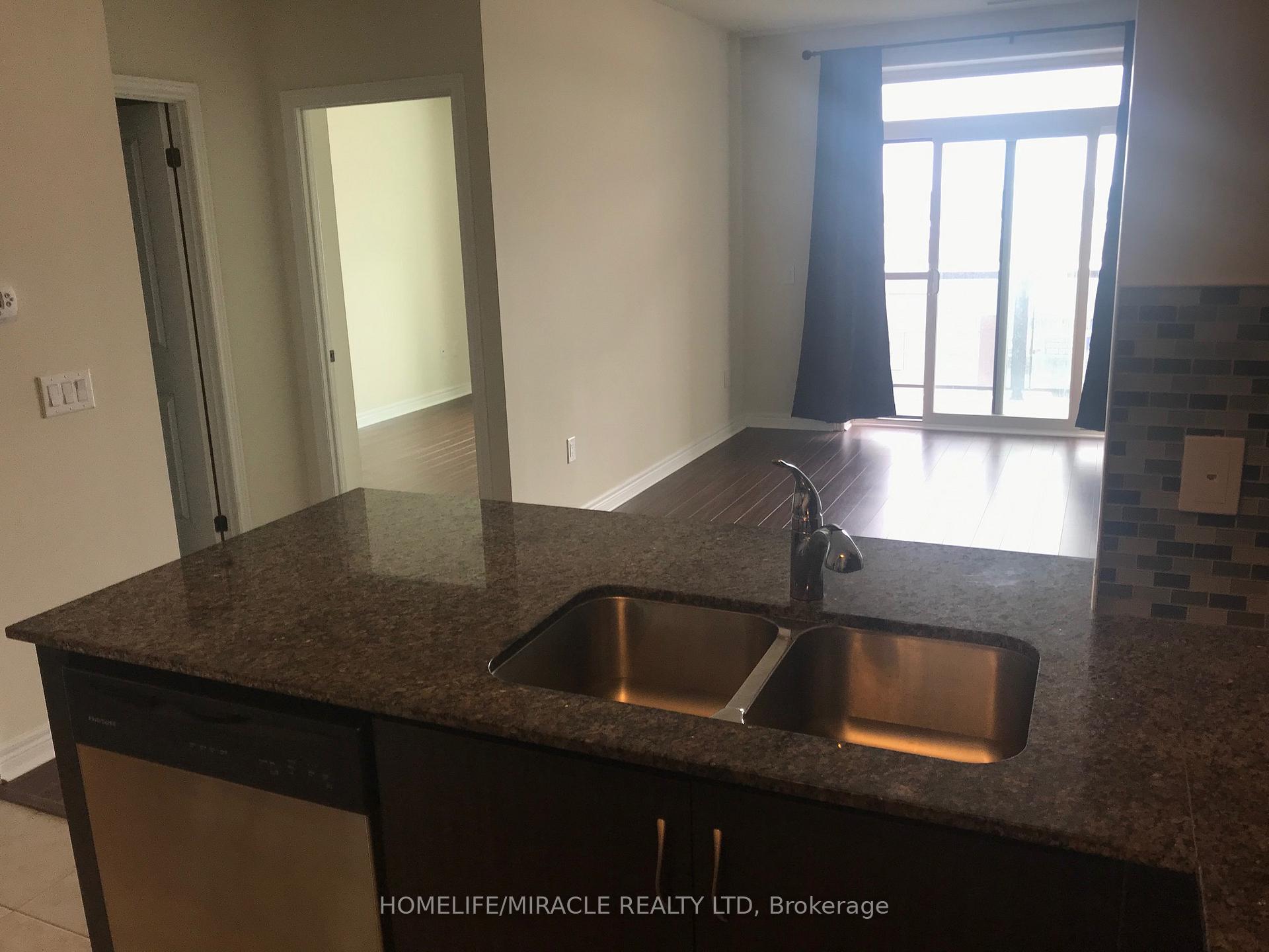 Photo 2 of Unit 405, 7325 Markham Road, Markham, Cedarwood — HOMEH