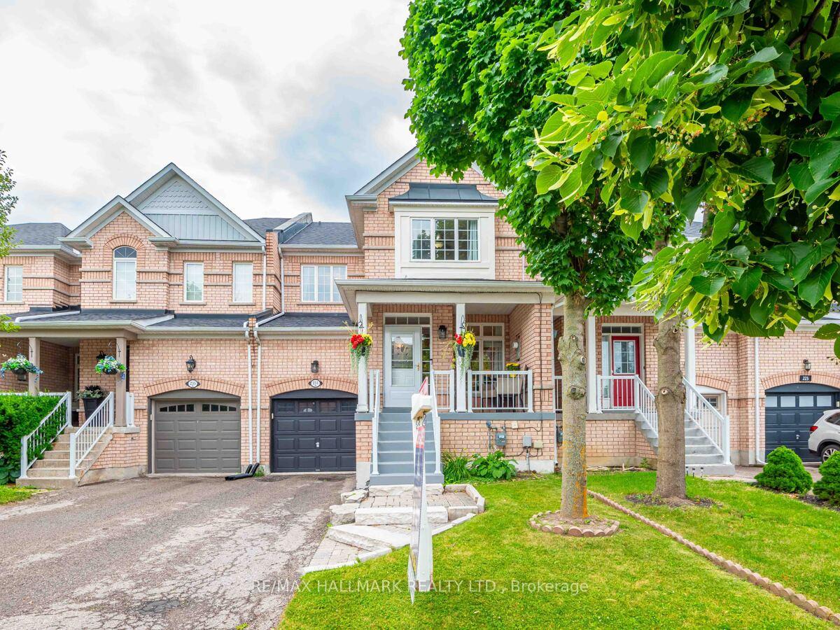 Photo 1 of 231 Kirkvalley Crescent, Aurora, Bayview Wellington — HOMEH