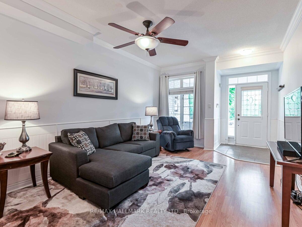 Photo 5 of 231 Kirkvalley Crescent, Aurora, Bayview Wellington — HOMEH