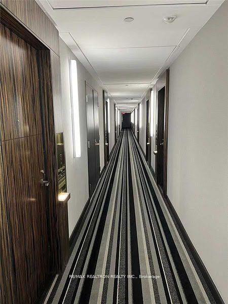 Photo 3 of Unit 414, 3018 Yonge Street W, Toronto, Lawrence Park South — HOMEH