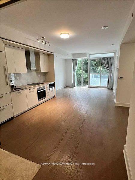 Photo 5 of Unit 414, 3018 Yonge Street W, Toronto, Lawrence Park South — HOMEH