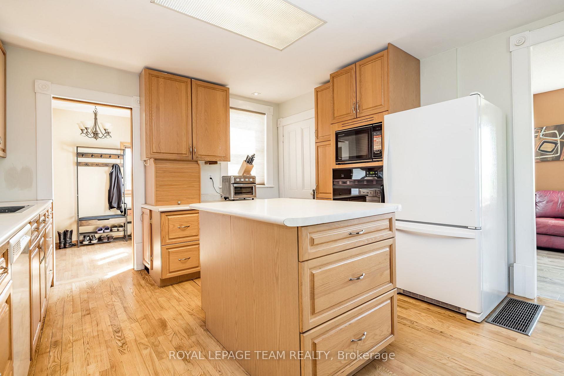 Photo 3 of 7236 Connell Road, Edwardsburgh/Cardinal, Edwardsburgh/Cardinal Twp — HOMEH