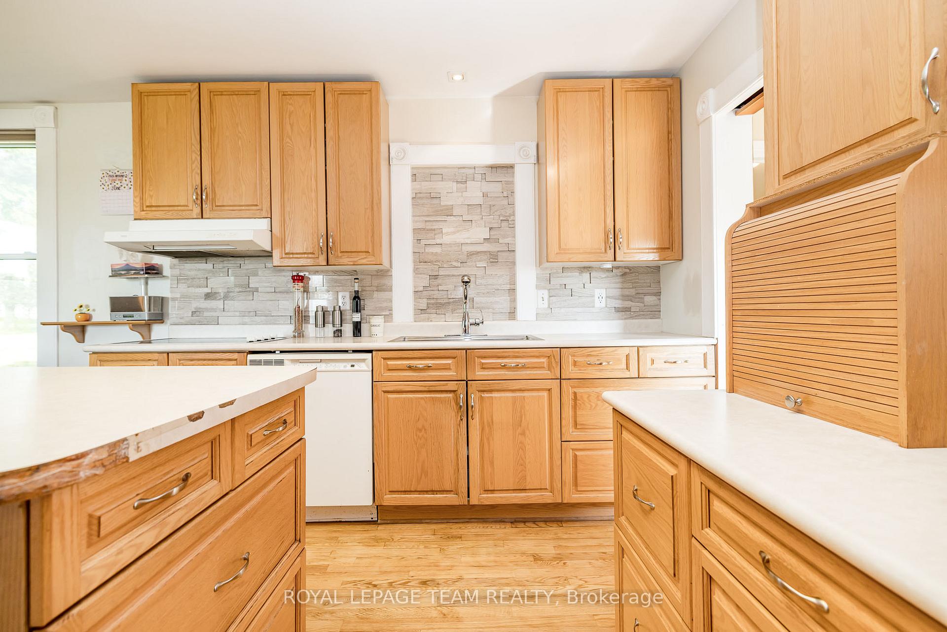 Photo 4 of 7236 Connell Road, Edwardsburgh/Cardinal, Edwardsburgh/Cardinal Twp — HOMEH