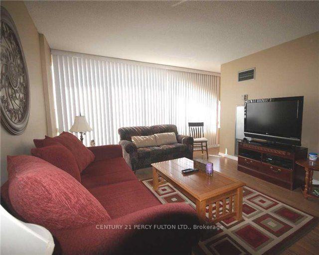 Photo 3 of Unit 801, 1655 Pickering Parkway, Pickering, Village East — HOMEH