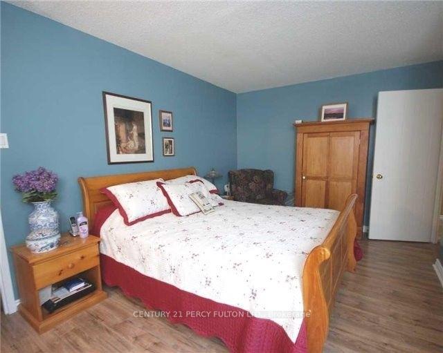 Photo 5 of Unit 801, 1655 Pickering Parkway, Pickering, Village East — HOMEH