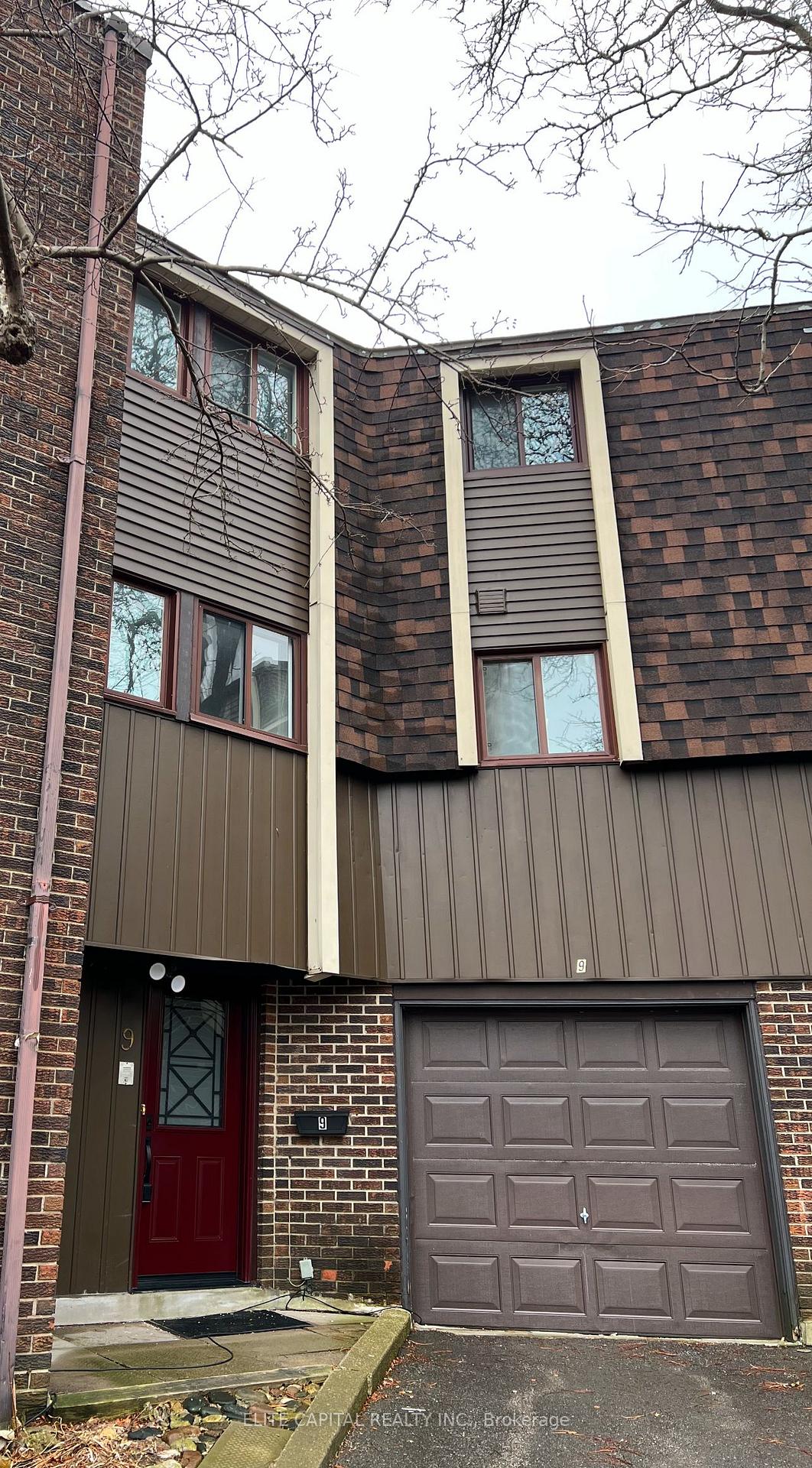 Front of 9 Lofty Hill Way