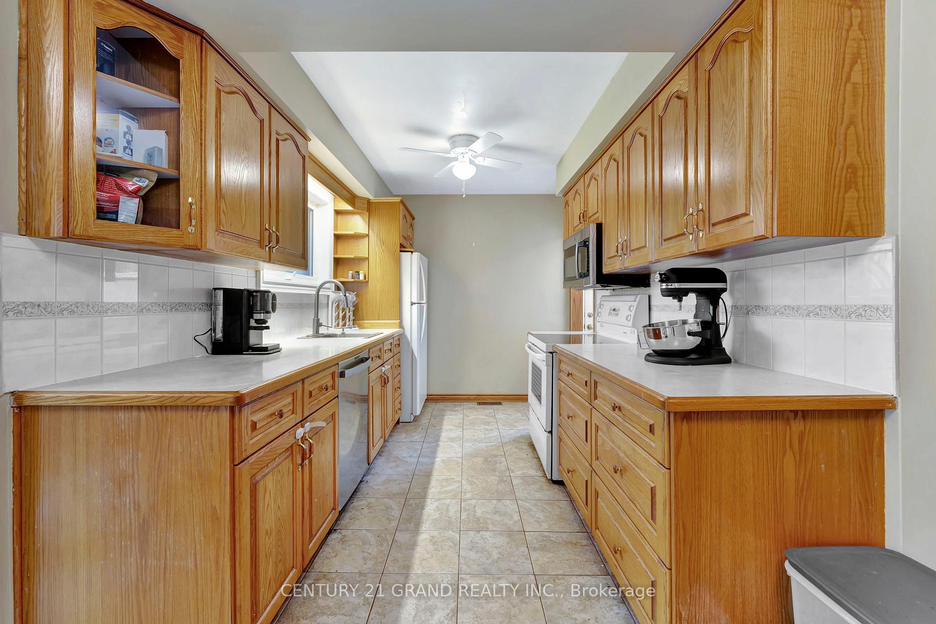 Photo 9 of 38 Hickery Place, Brant, Brantford Twp — HOMEH