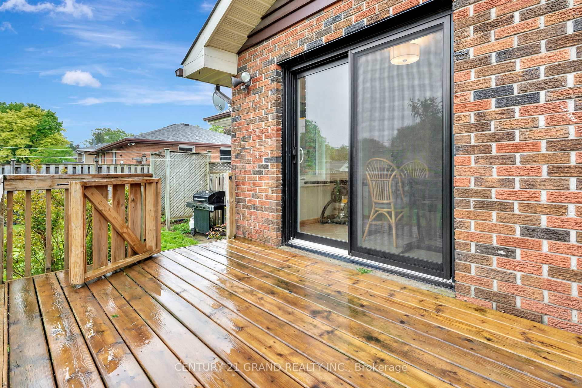 Photo 32 of 38 Hickery Place, Brant, Brantford Twp — HOMEH