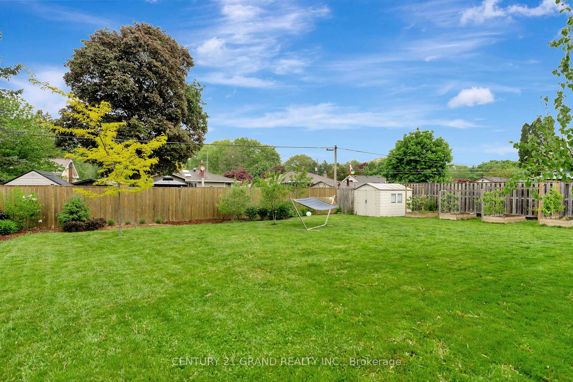 Photo 30 of 38 Hickery Place, Brant, Brantford Twp — HOMEH