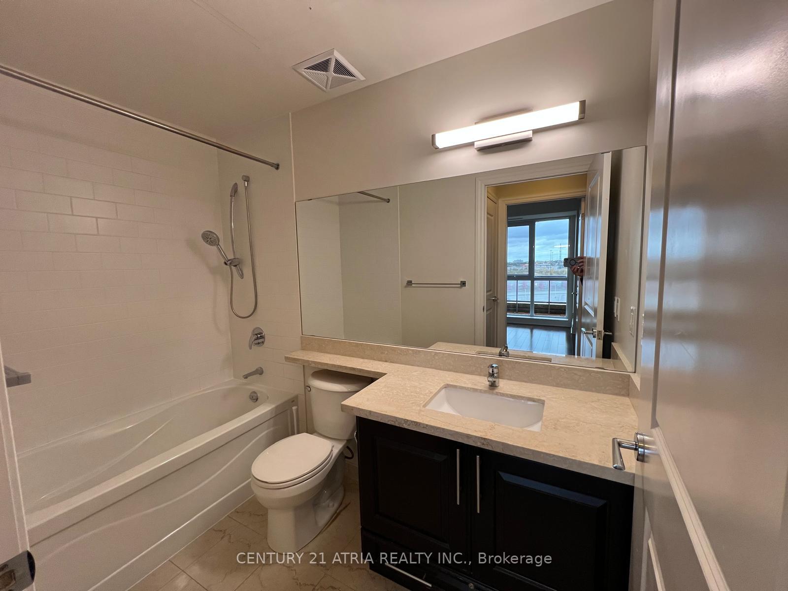 Photo 22 of Unit 904, 1 Upper Duke Crescent, Markham, Unionville — HOMEH