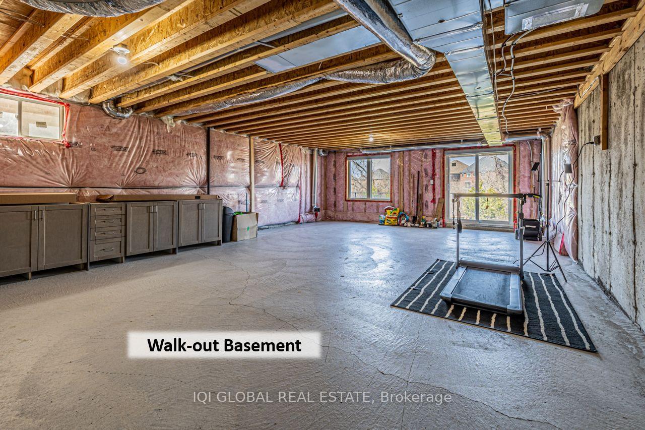 Photo 28 of 50 Elyse Court, Aurora, Bayview Northeast — HOMEH