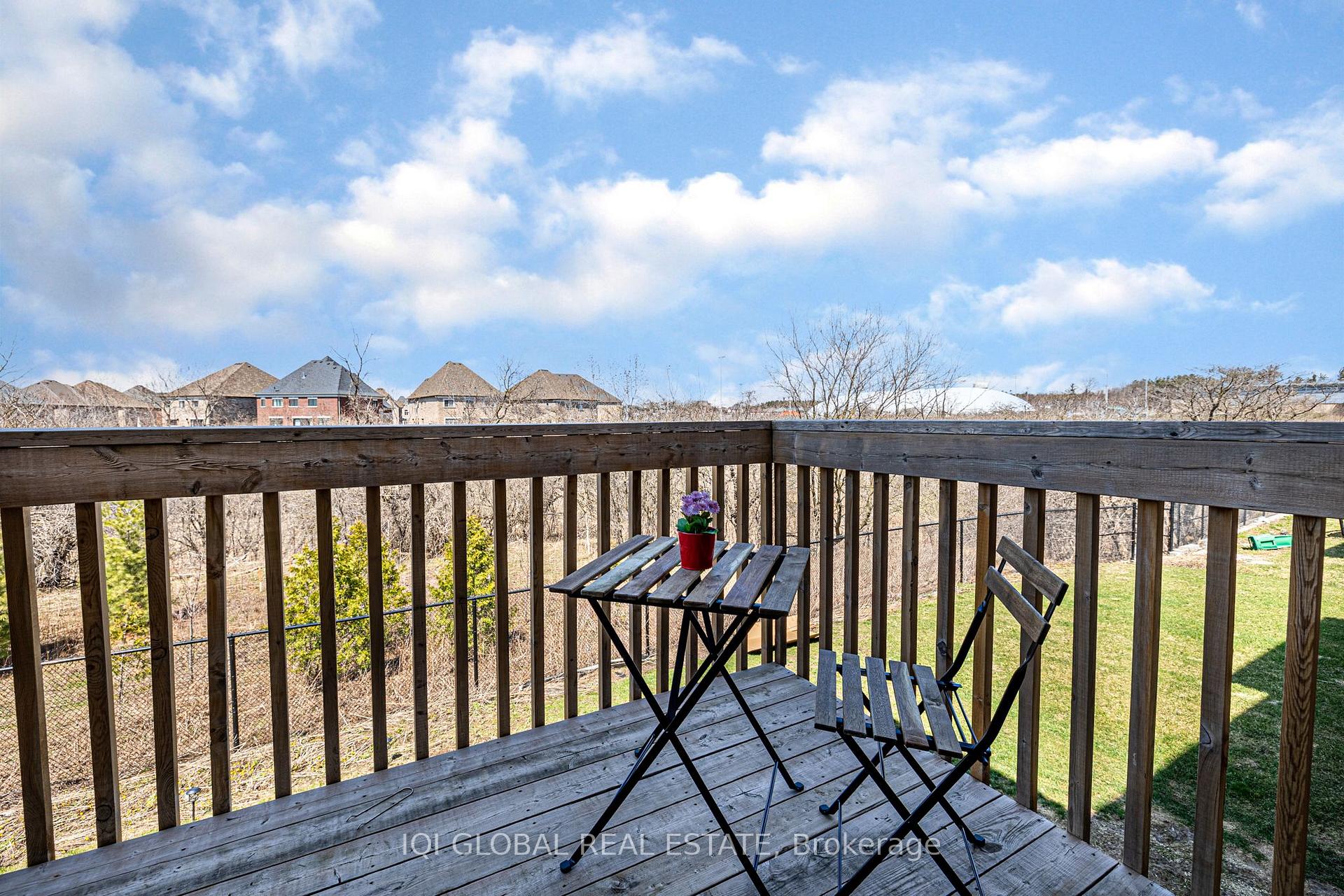 Photo 29 of 50 Elyse Court, Aurora, Bayview Northeast — HOMEH