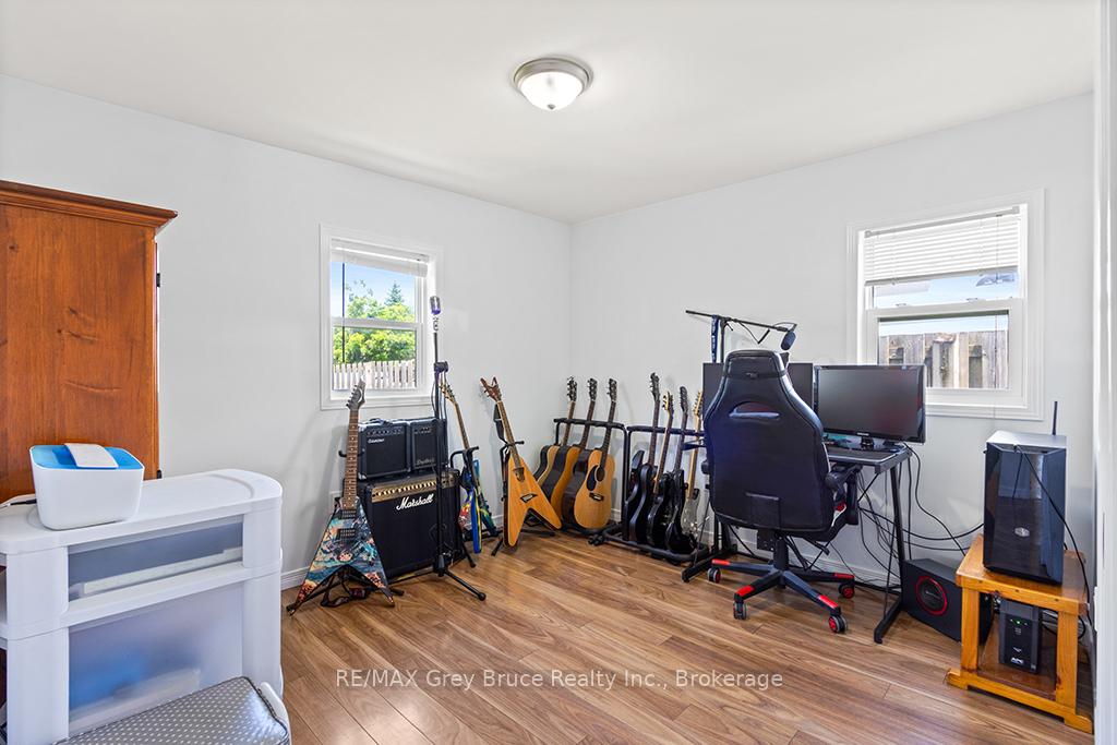 Photo 10 of 580309 60 Side Road, Chatsworth — HOMEH