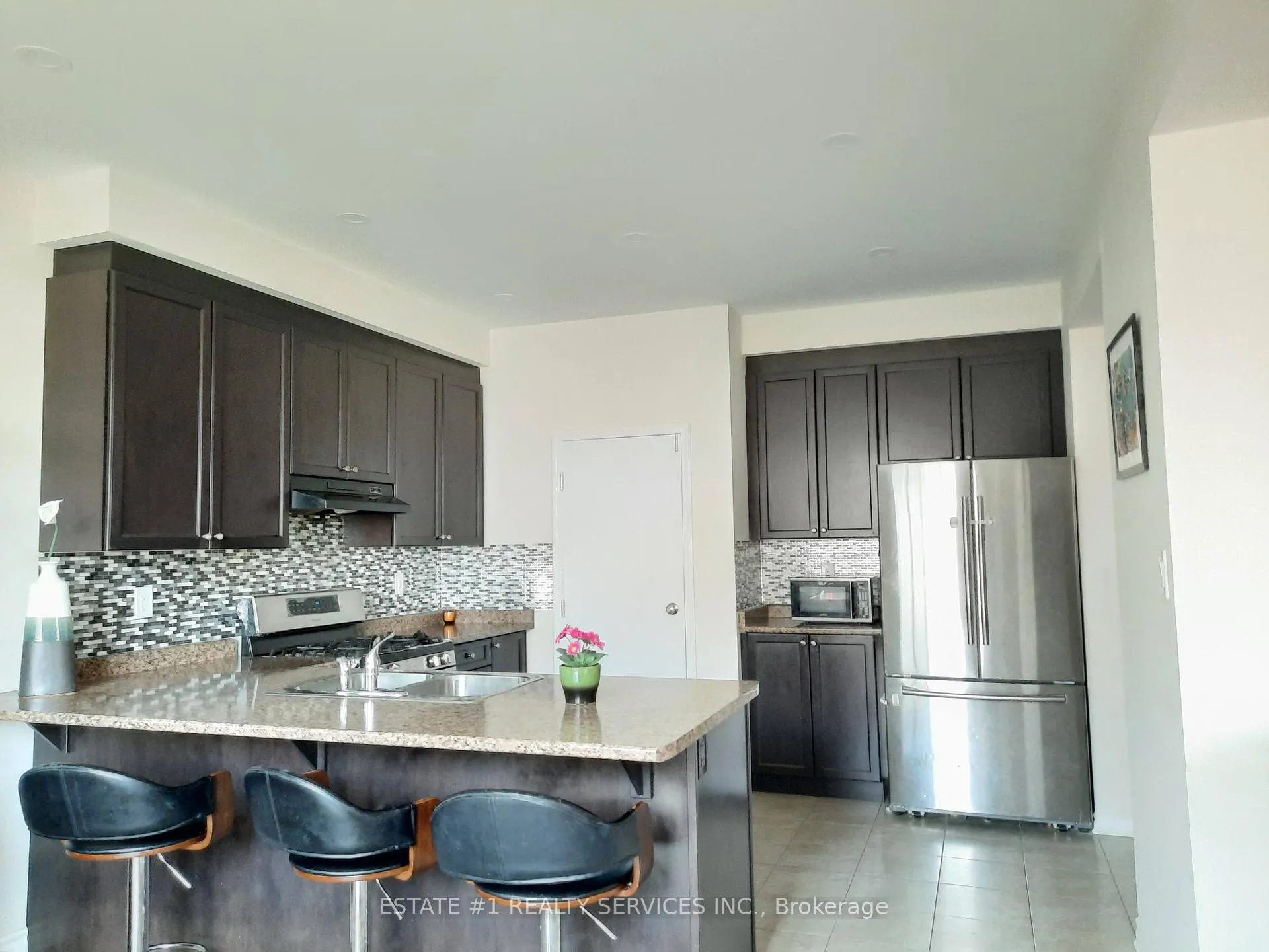 Photo 7 of 3 Allium Road, Brampton, Northwest Brampton — HOMEH