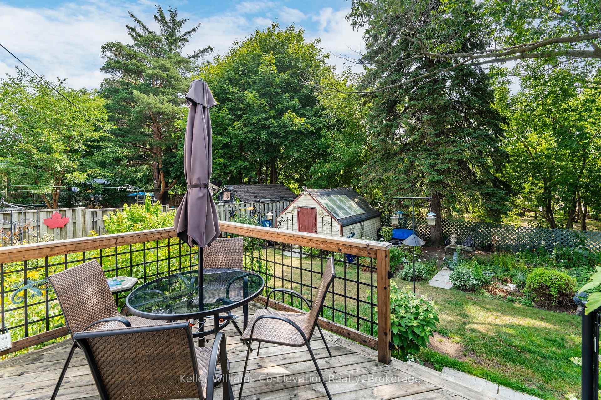 Photo 11 of 107 John Street, Barrie, Sanford — HOMEH