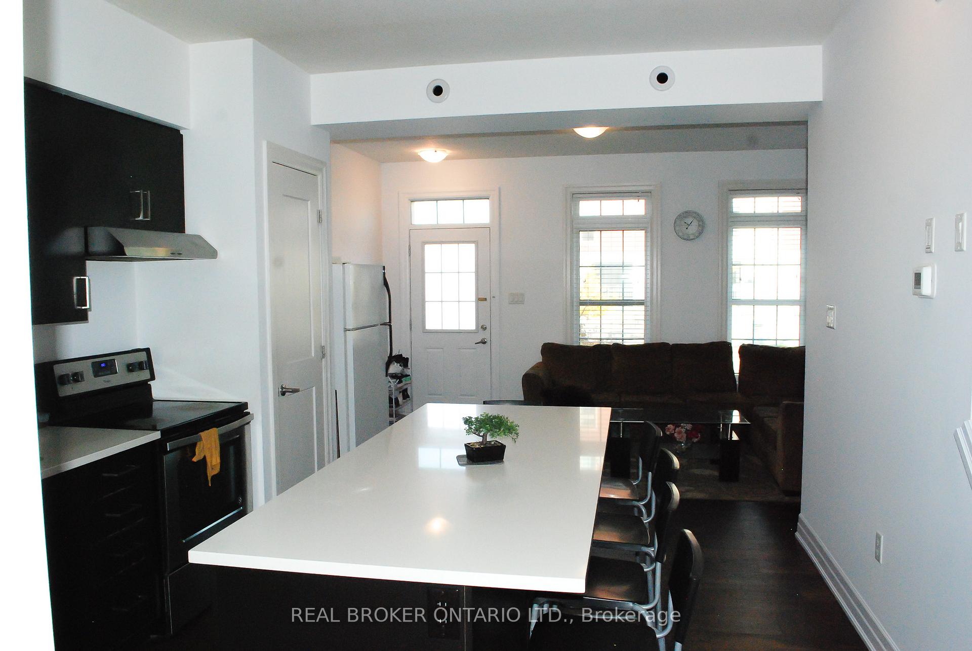 Photo 18 of Unit 5, 231 Max Becker Drive, Kitchener — HOMEH