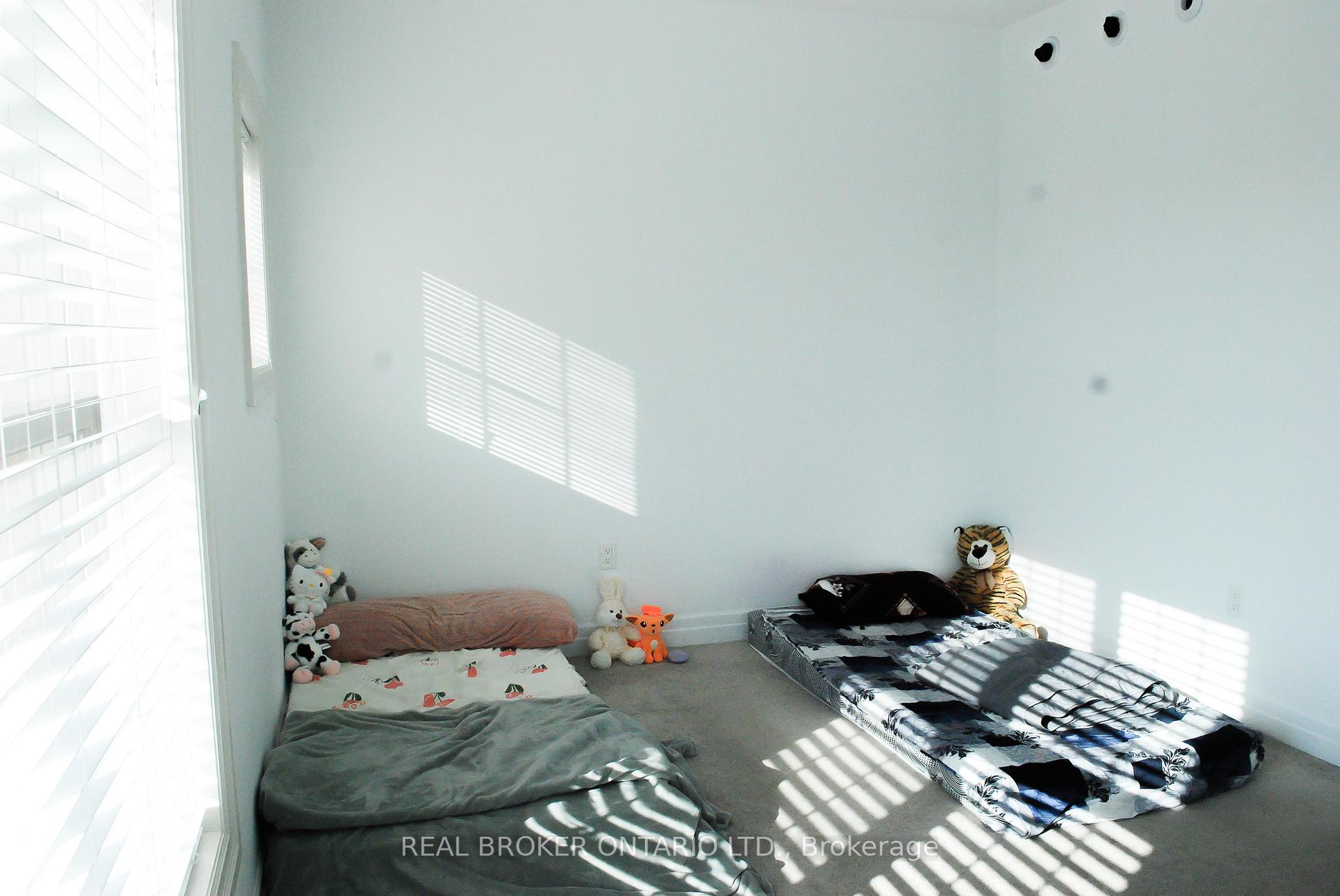 Photo 45 of Unit 5, 231 Max Becker Drive, Kitchener — HOMEH