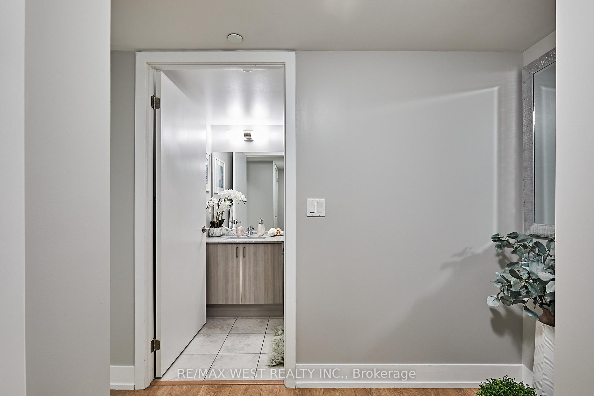 Photo 7 of Unit 2002, 1255 Bayly Street, Pickering, Bay Ridges — HOMEH