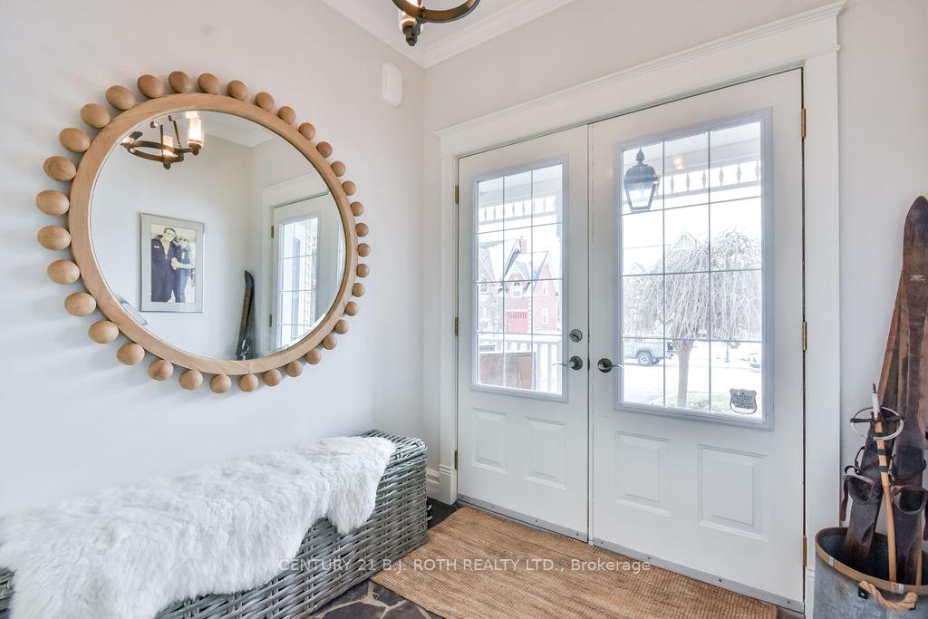 Photo 4 of 205 Snowbridge Way, Blue Mountains — HOMEH