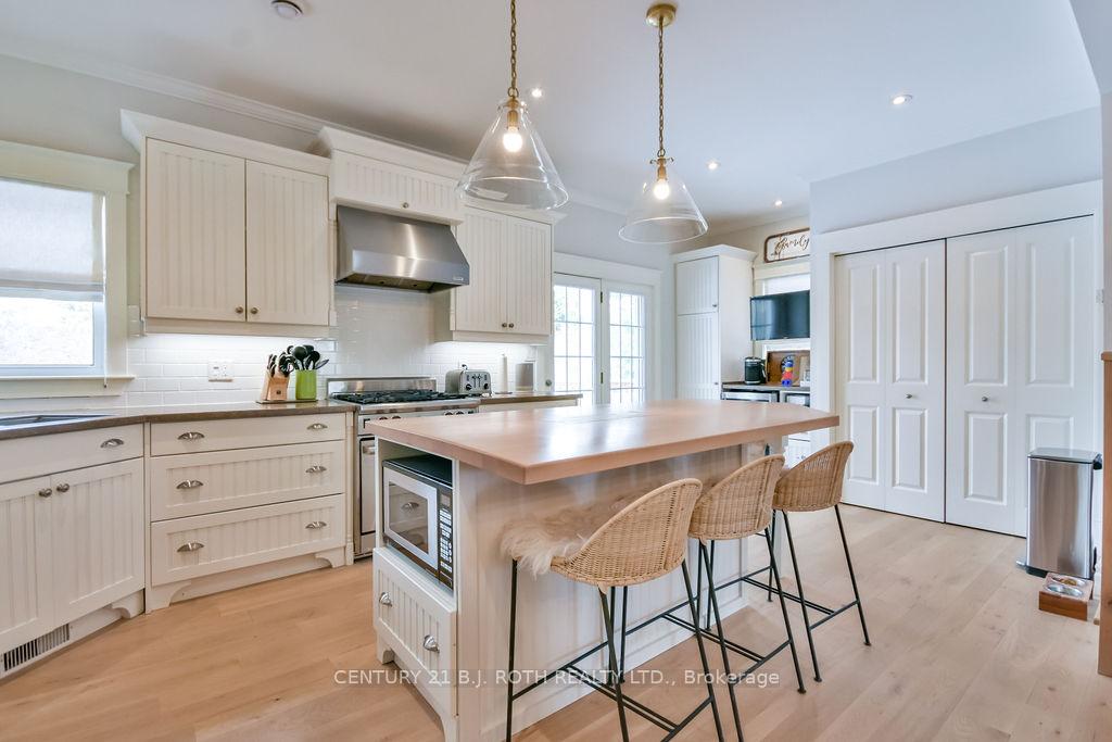Photo 11 of 205 Snowbridge Way, Blue Mountains — HOMEH