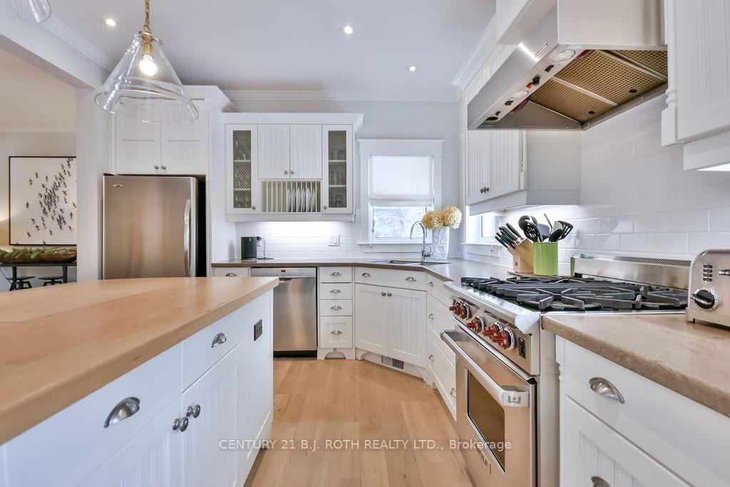 Photo 12 of 205 Snowbridge Way, Blue Mountains — HOMEH