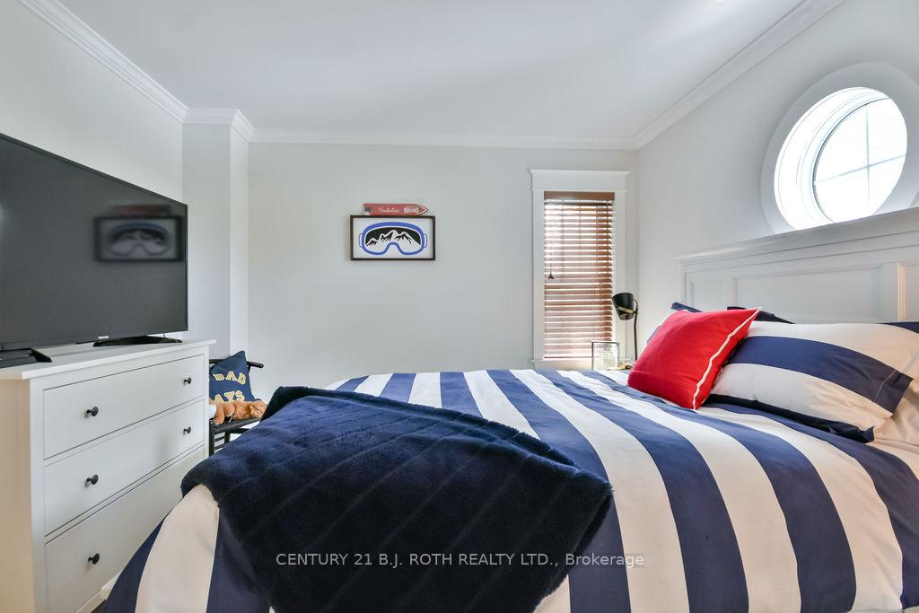 Photo 20 of 205 Snowbridge Way, Blue Mountains — HOMEH
