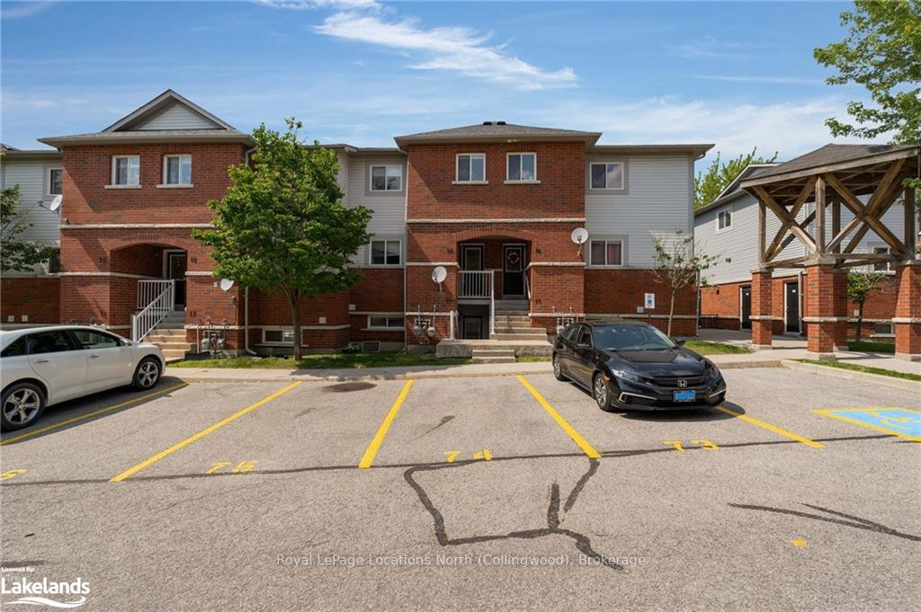 Photo 1 of Unit 16, 235 Ferndale Drive S, Barrie, Ardagh — HOMEH
