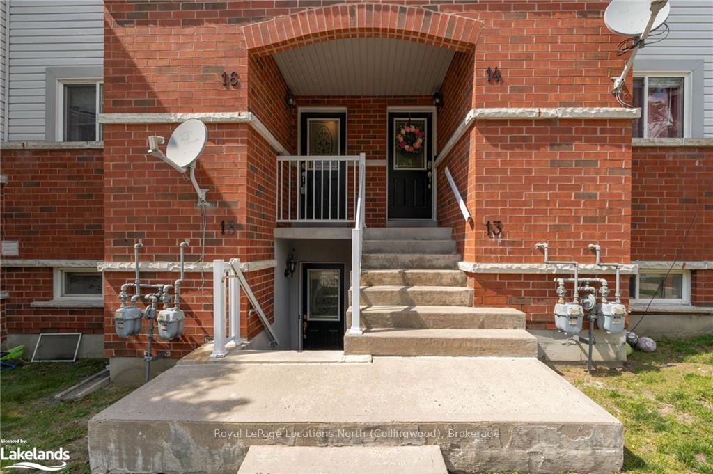 Photo 2 of Unit 16, 235 Ferndale Drive S, Barrie, Ardagh — HOMEH