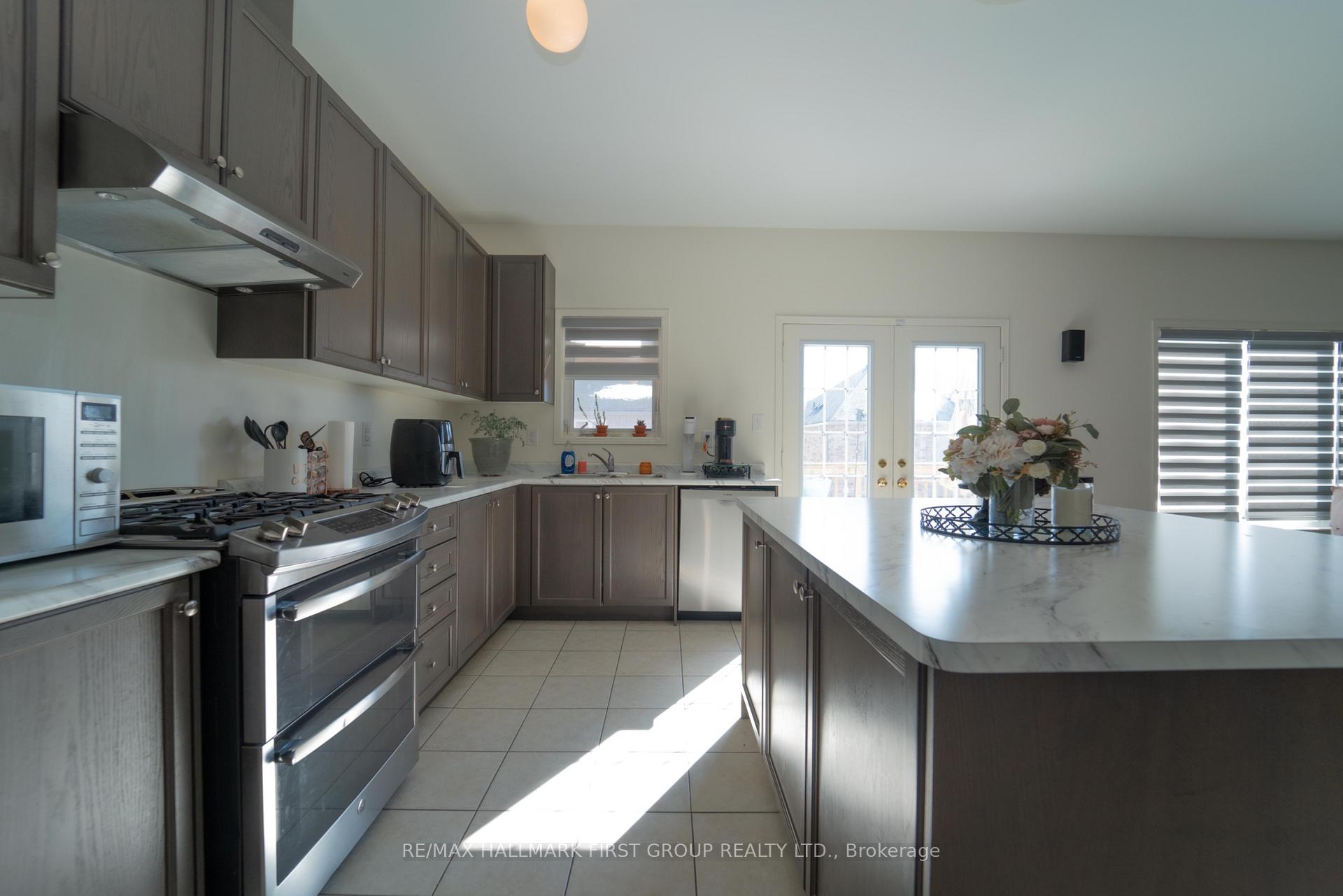 Photo 8 of Unit Upper, 11 Malthouse Crescent, Ajax, Northeast Ajax — HOMEH