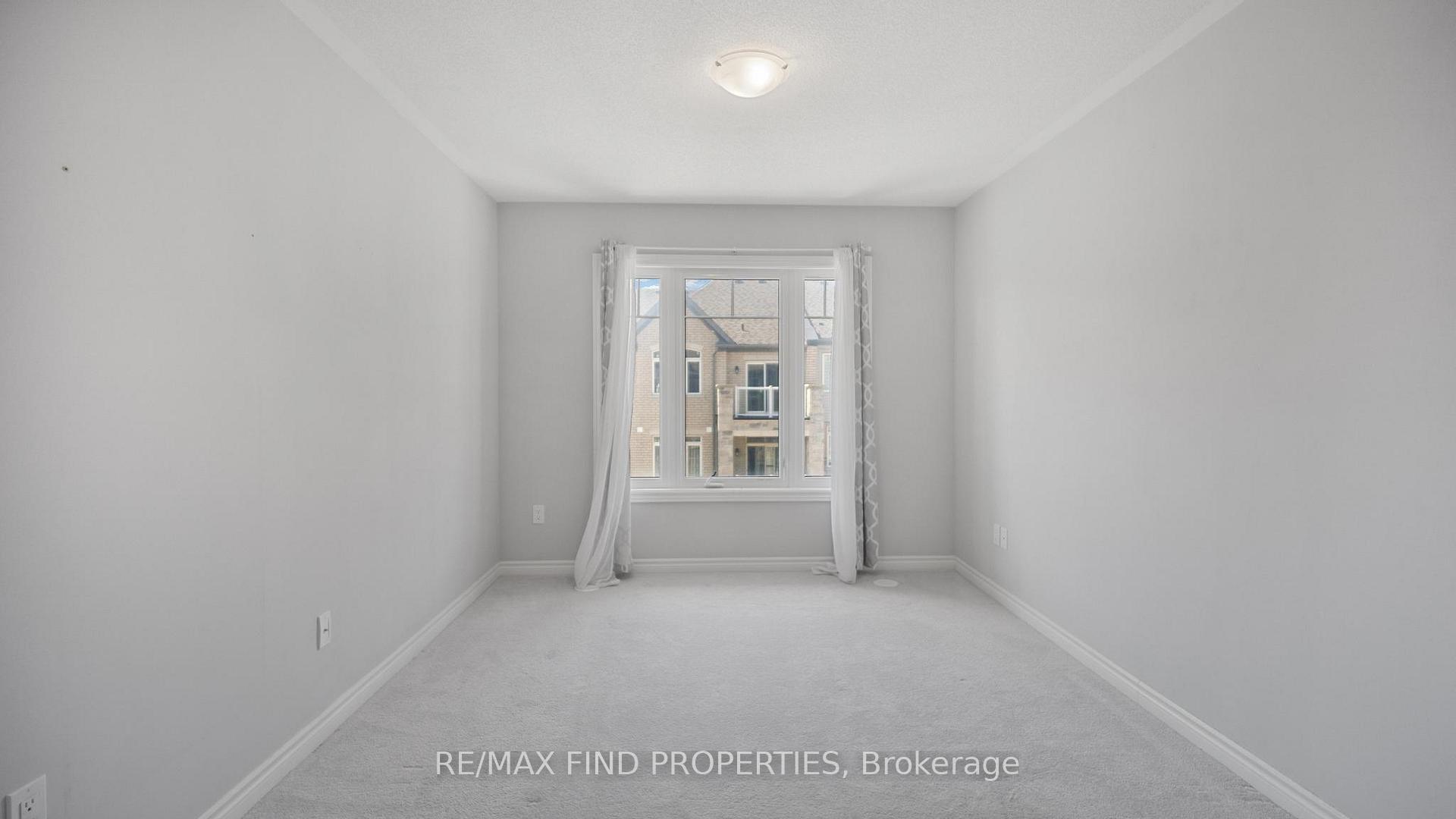 Photo 4 of 2567 Ladyfern Crossing, Pickering, Duffin Heights — HOMEH