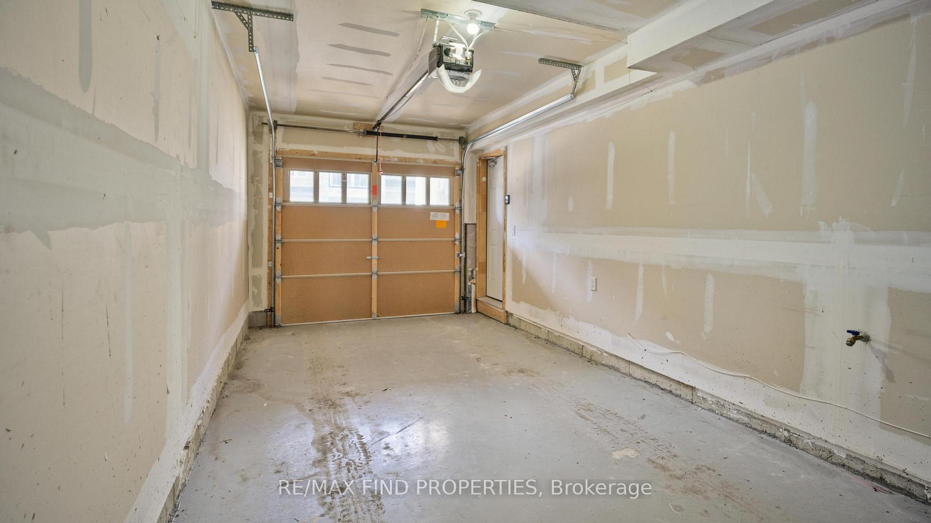 Photo 10 of 2567 Ladyfern Crossing, Pickering, Duffin Heights — HOMEH