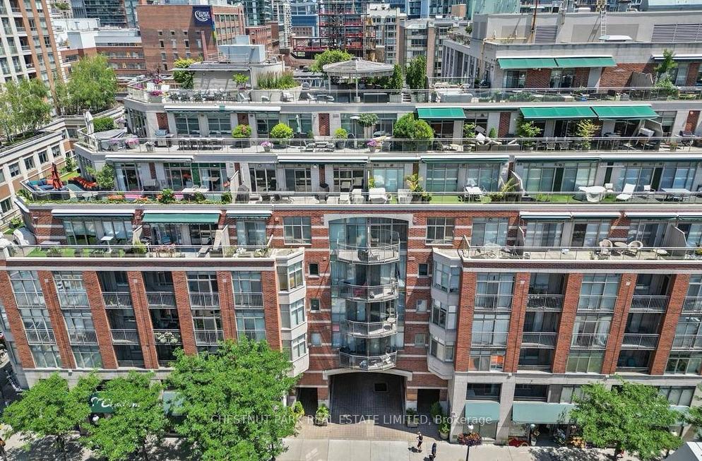 Front of Unit 307, 39 Jarvis St Street