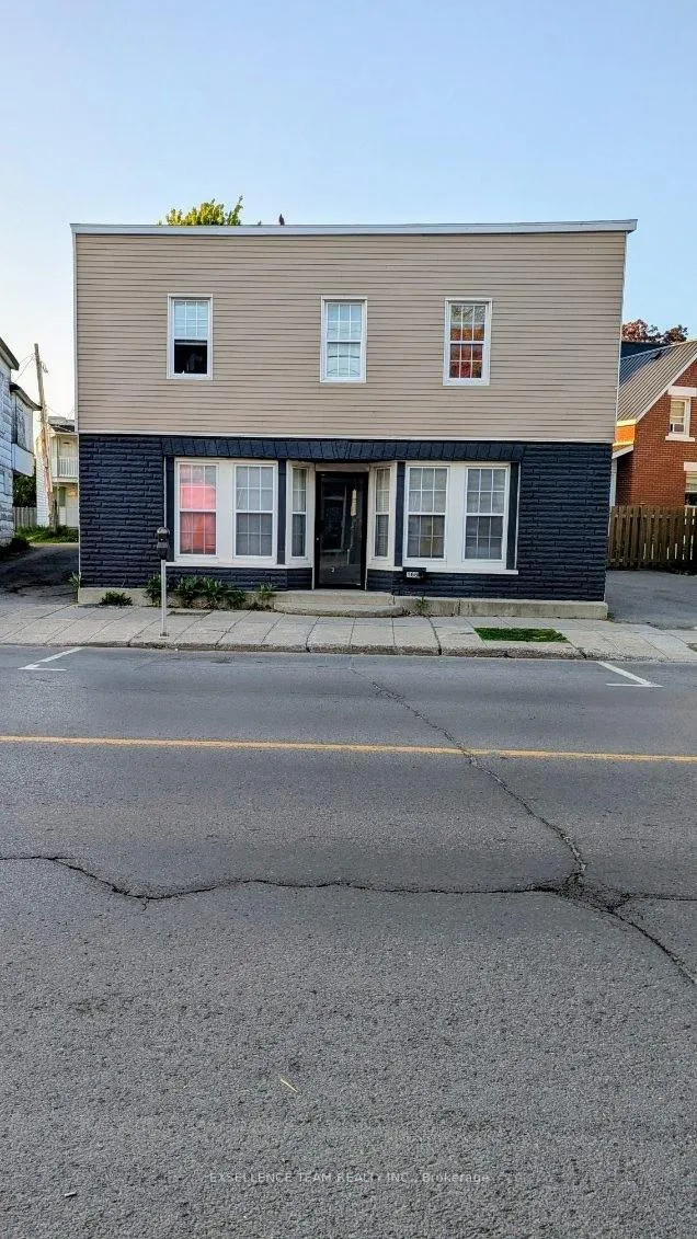 Photo of 166 Montreal Road