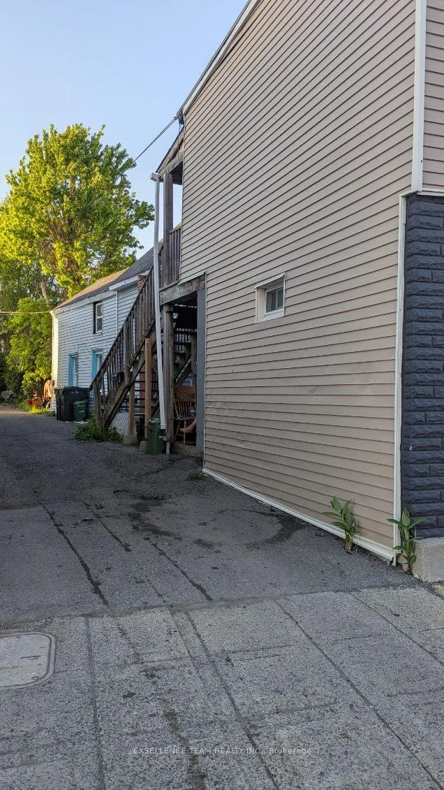 Photo 2 of 166 Montreal Road, Cornwall — HOMEH