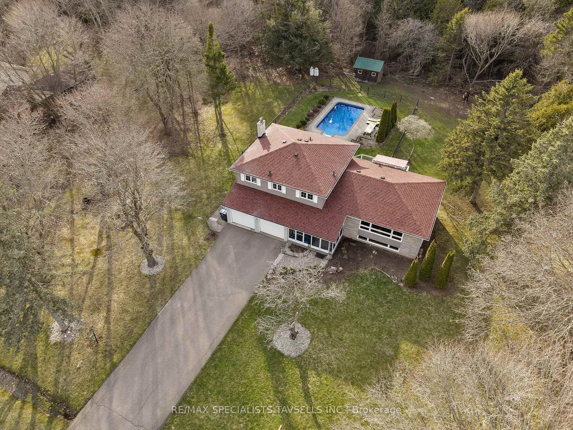 Photo 2 of 1677 Vaughan Drive, Caledon, Caledon Village — HOMEH