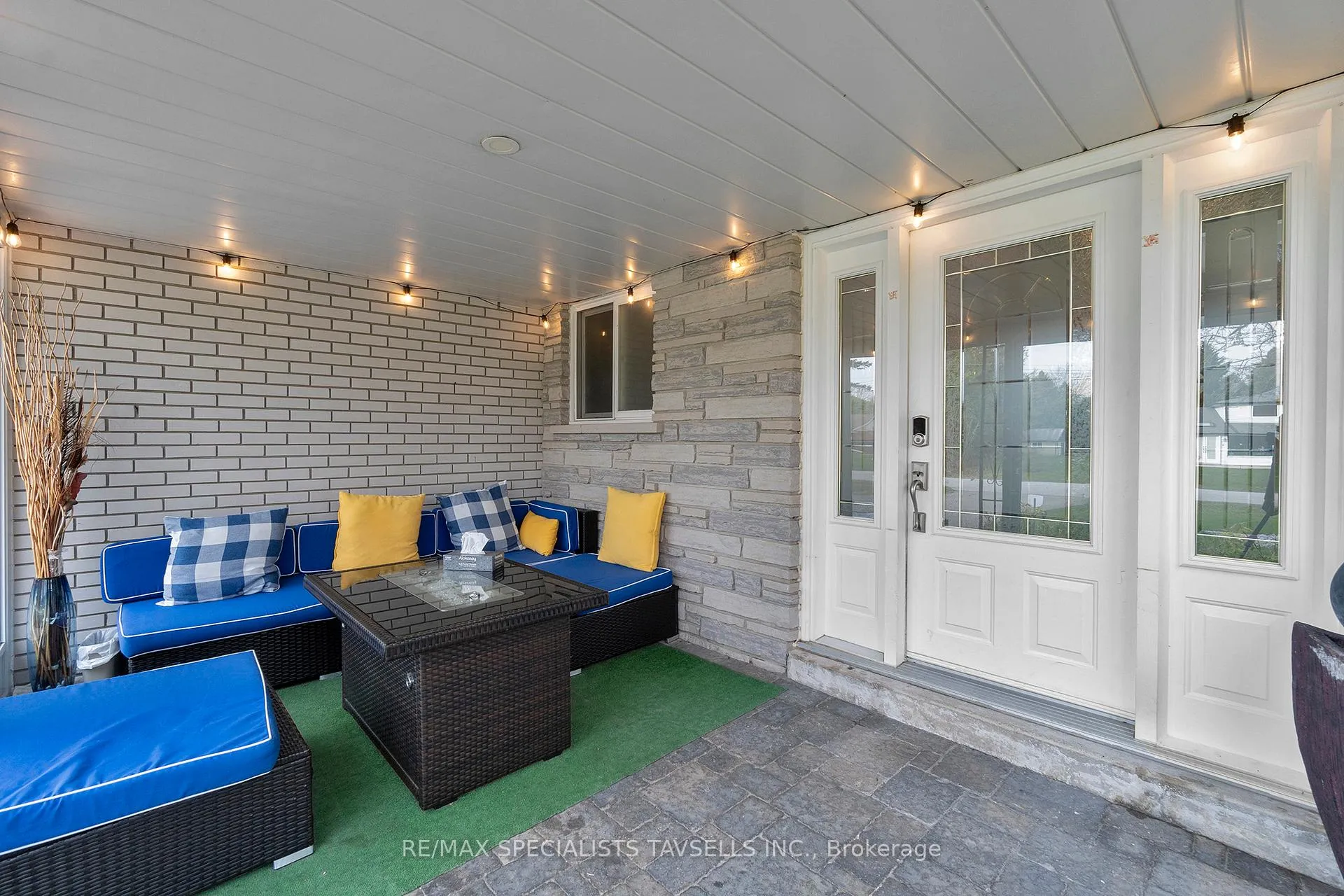 Photo 4 of 1677 Vaughan Drive, Caledon, Caledon Village — HOMEH