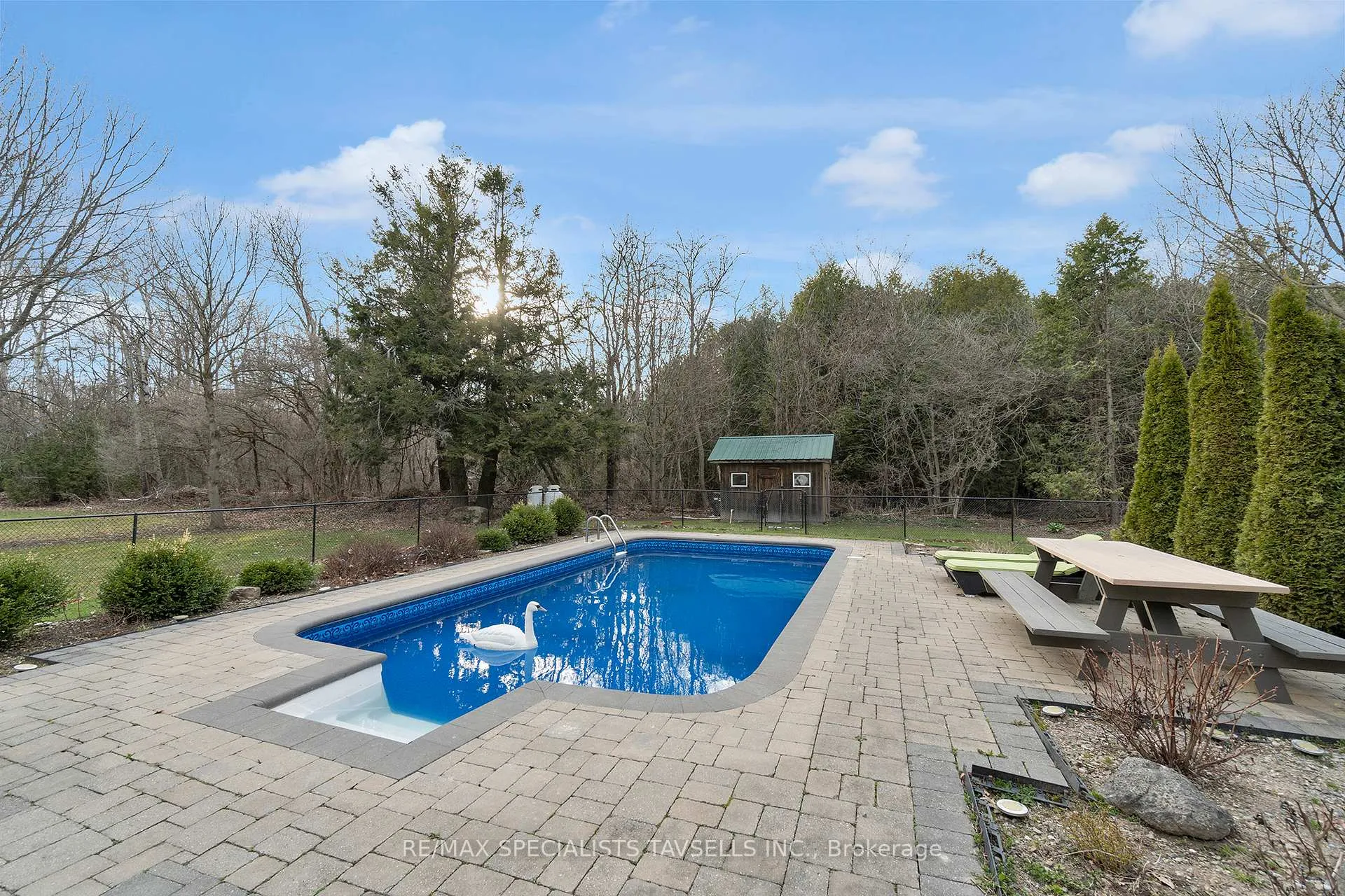 Photo 29 of 1677 Vaughan Drive, Caledon, Caledon Village — HOMEH