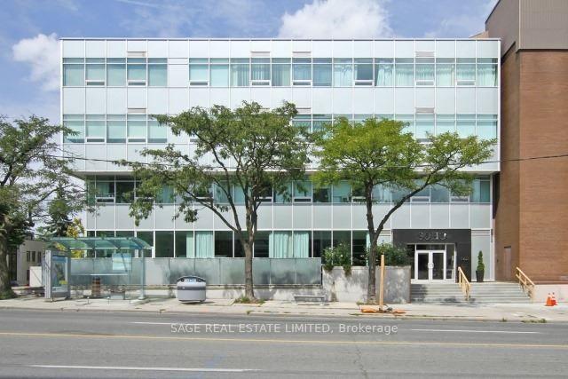Front of Unit 307, 562 Eglinton Avenue E